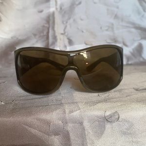 YSL ladies sunglasses. Vintage. Authentic.